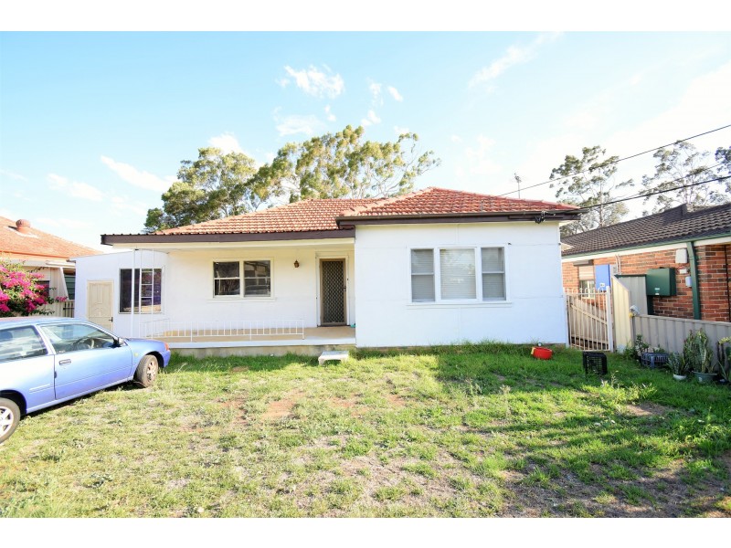131 The Avenue, Canley Vale NSW 2166