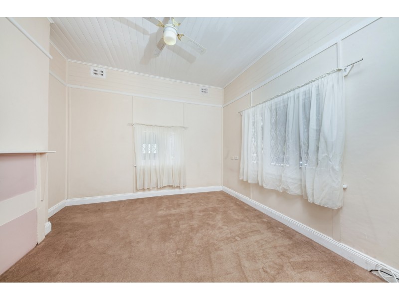 12 Byron Road, Guildford NSW 2161