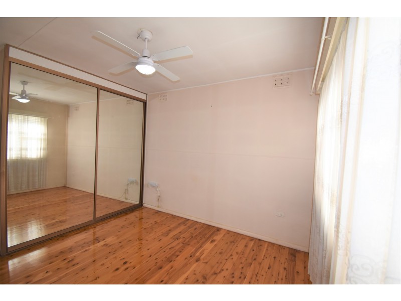 3 Parker Street, Fairfield West NSW 2165