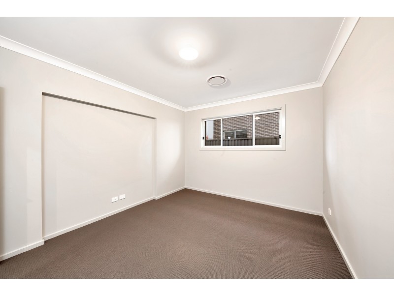 72 Skaife Street, Oran Park NSW 2570