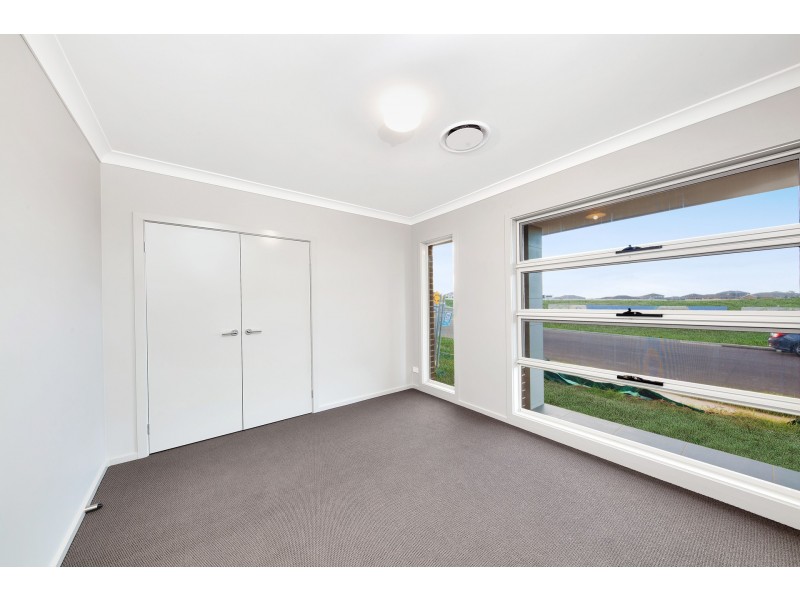 72 Skaife Street, Oran Park NSW 2570