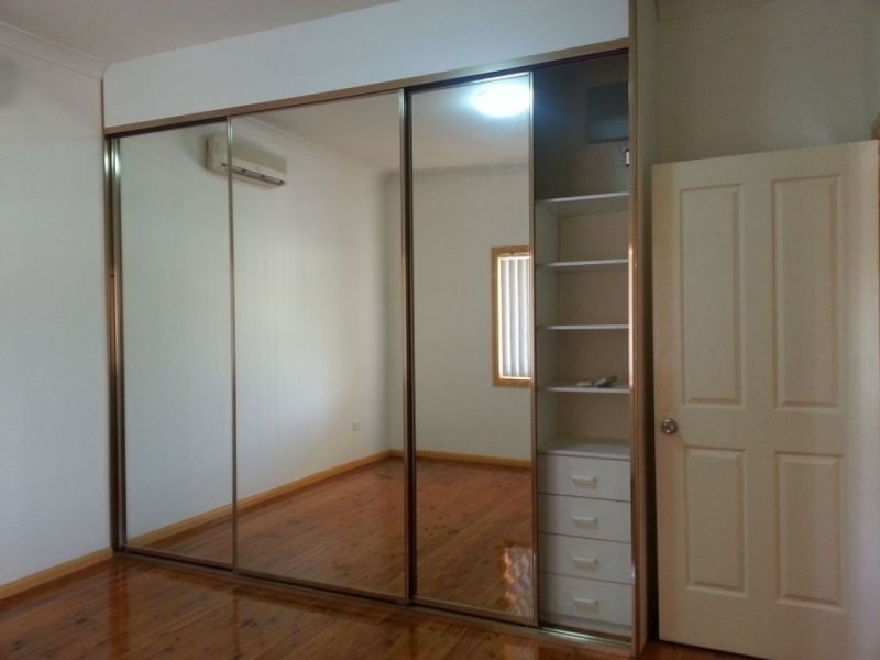 99 Landsdowne Road, Canley Vale NSW 2166