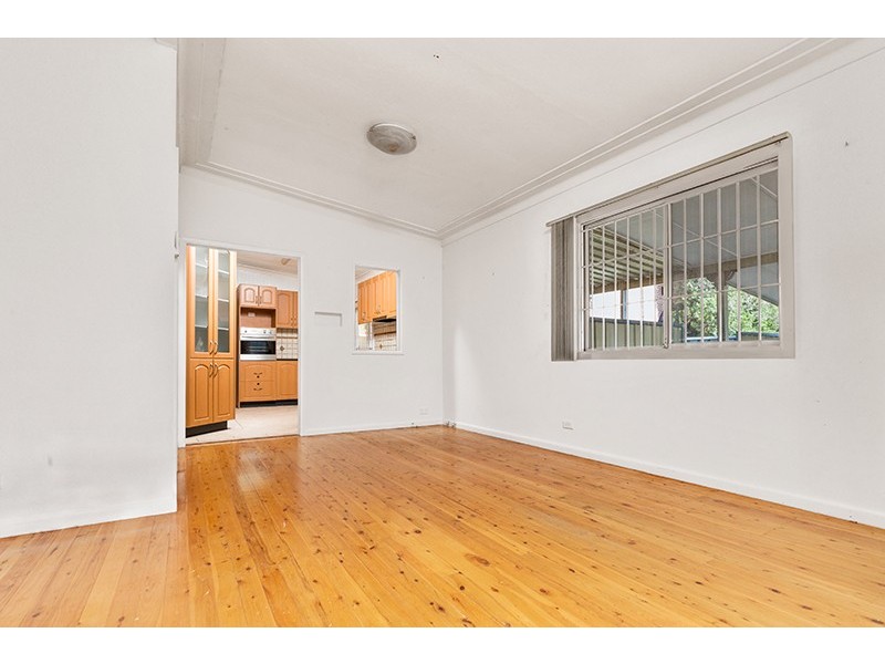 Canley Heights NSW 2166