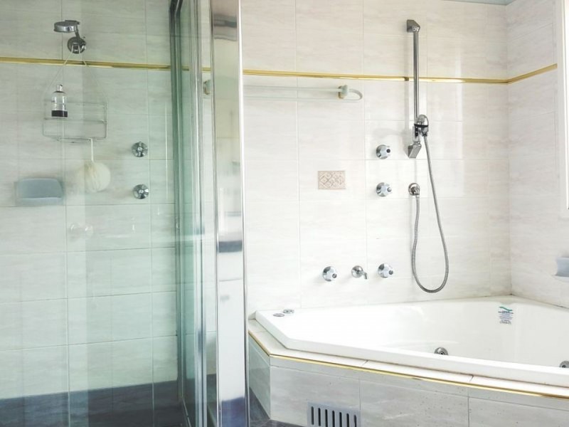 2A Claremont Avenue, Canley Heights NSW 2166