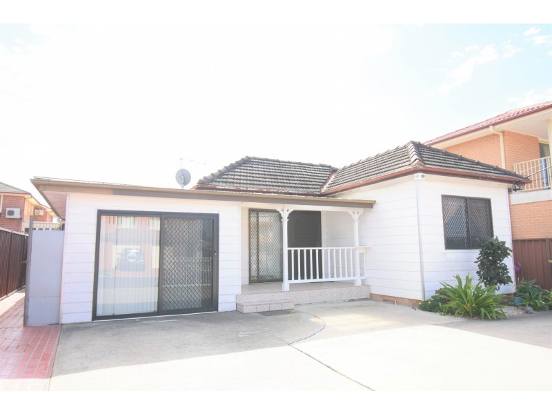 85 Torrens Street, Canley Heights NSW 2166