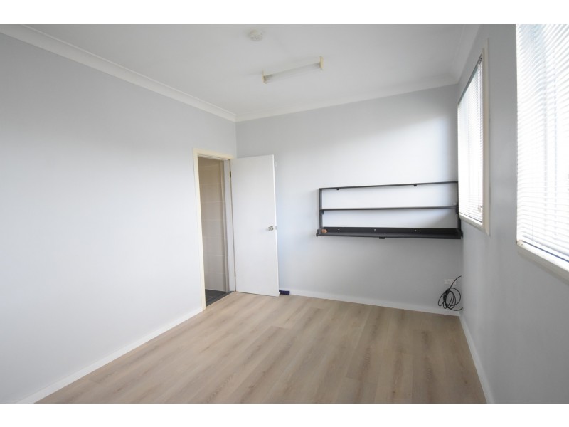 5 Beale Crescent, Fairfield West NSW 2165