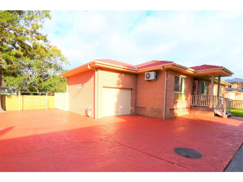 23b Beckenham Street, Canley Vale NSW 2166