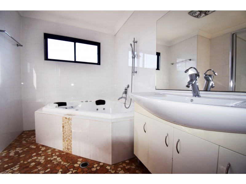 81 Stanwell Crescent, Ashcroft NSW 2168