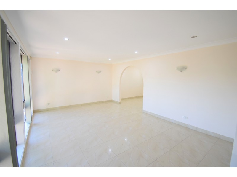 46 Stornoway Avenue, St Andrews NSW 2566