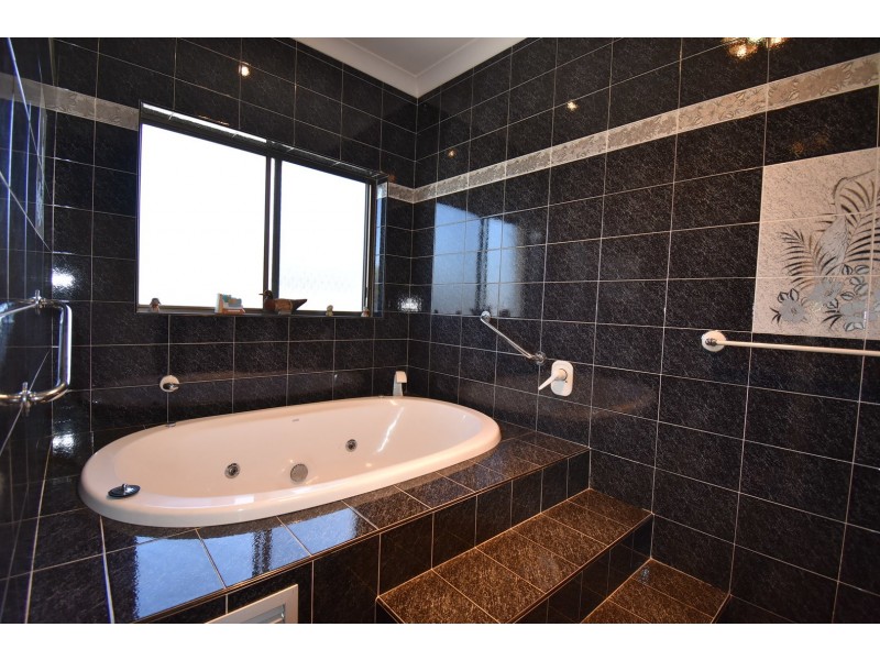 242 Polding Street, Smithfield NSW 2164