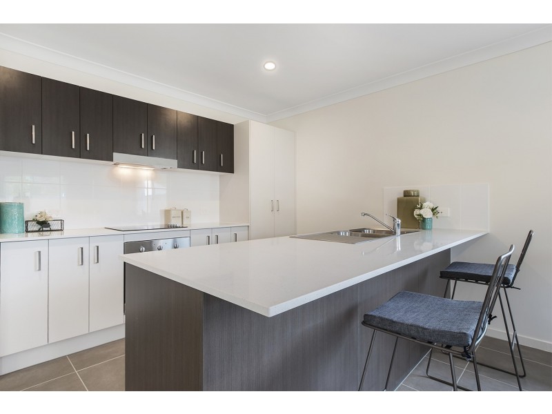 11 Wethered Crescent, North Rothbury NSW 2335