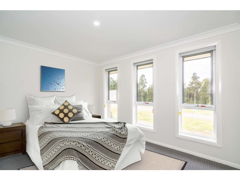 11 Wethered Crescent, North Rothbury NSW 2335