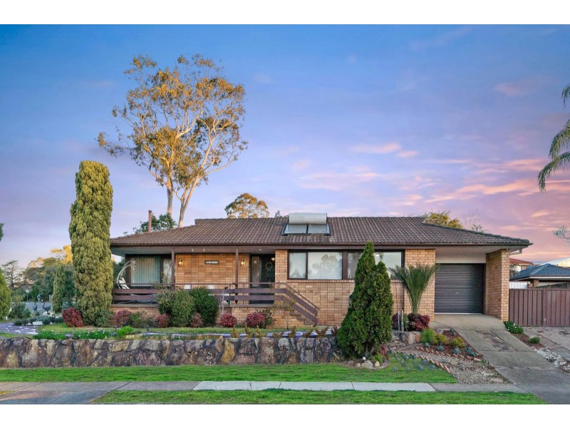 49 The Parkway, Bradbury NSW 2560