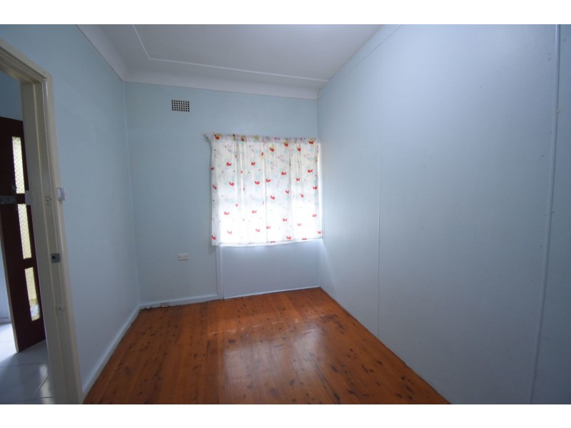 28 Kauri Street, Cabramatta NSW 2166