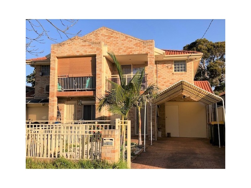 6A Foxlow Street, Canley Heights NSW 2166