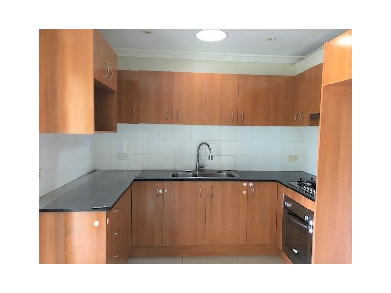 6A Foxlow Street, Canley Heights NSW 2166