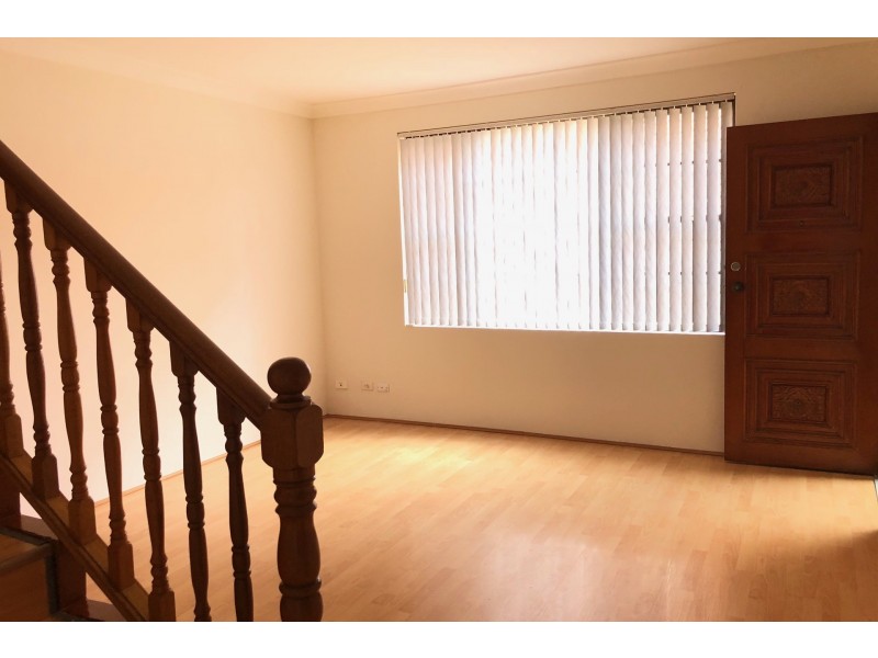 2/14 Levuka Street, Cabramatta NSW 2166