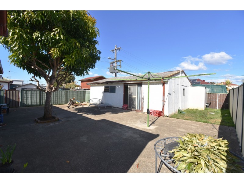 28 Rosedale Street, Canley Heights NSW 2166