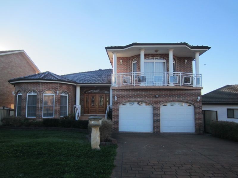 Edensor Park NSW 2176