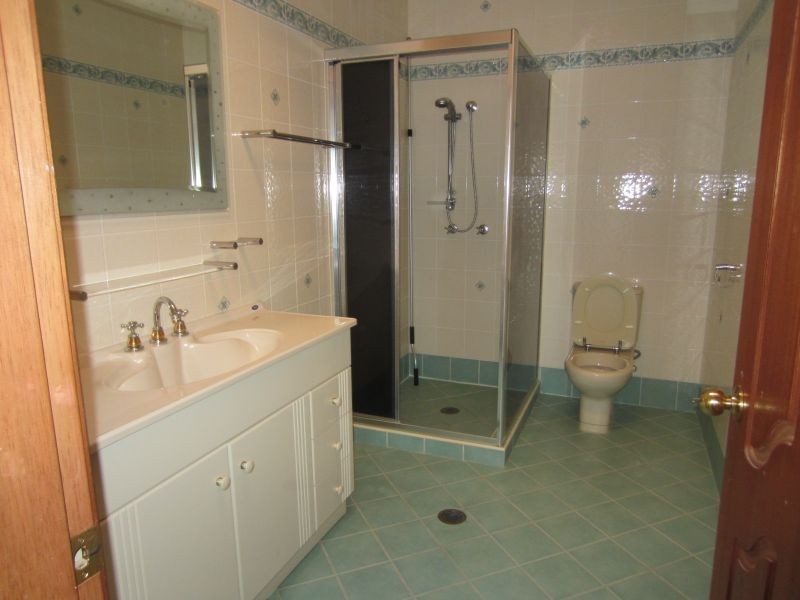 Edensor Park NSW 2176