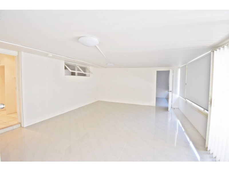 73 Kingsclare Street, Leumeah NSW 2560