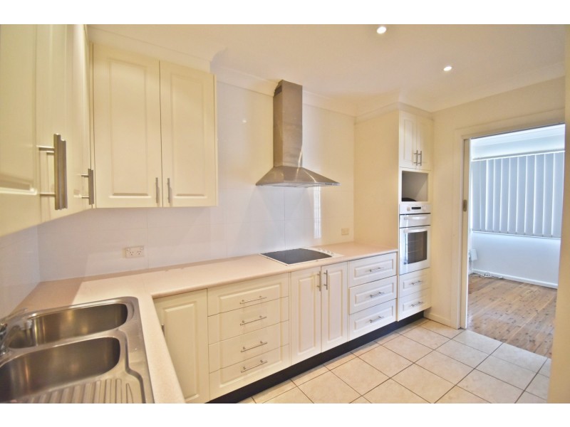 73 Kingsclare Street, Leumeah NSW 2560