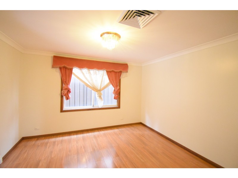 7 Leicester Street, Wakeley NSW 2176