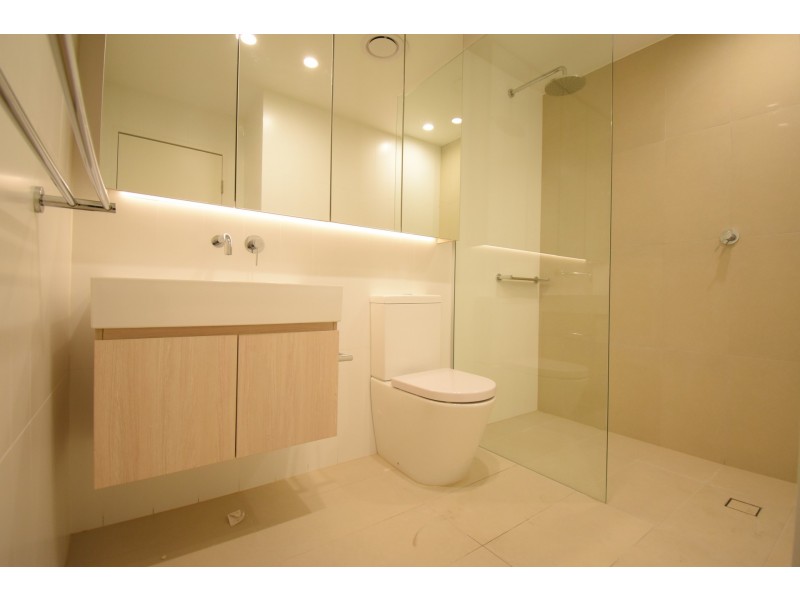 2008/6a Atkinson Street, Liverpool NSW 2170