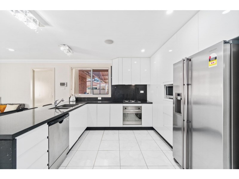 5 Mammone Close, Edensor Park NSW 2176