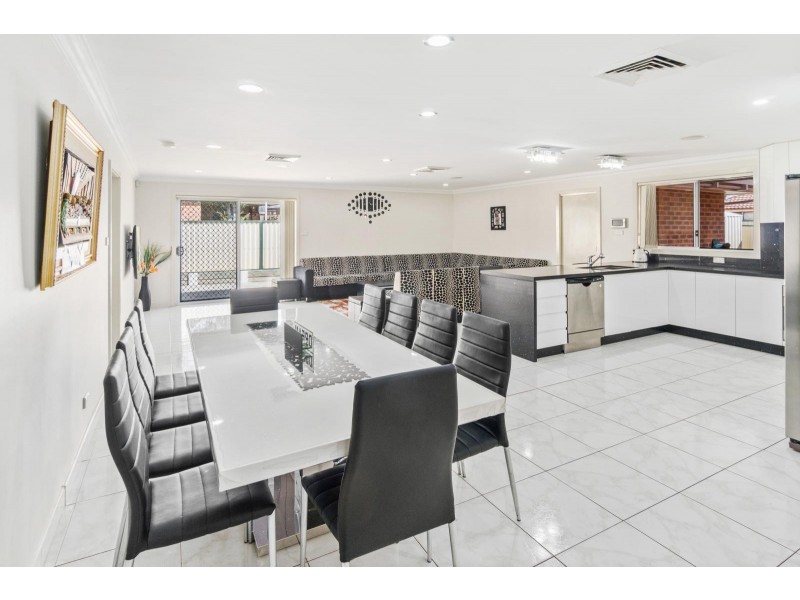 5 Mammone Close, Edensor Park NSW 2176