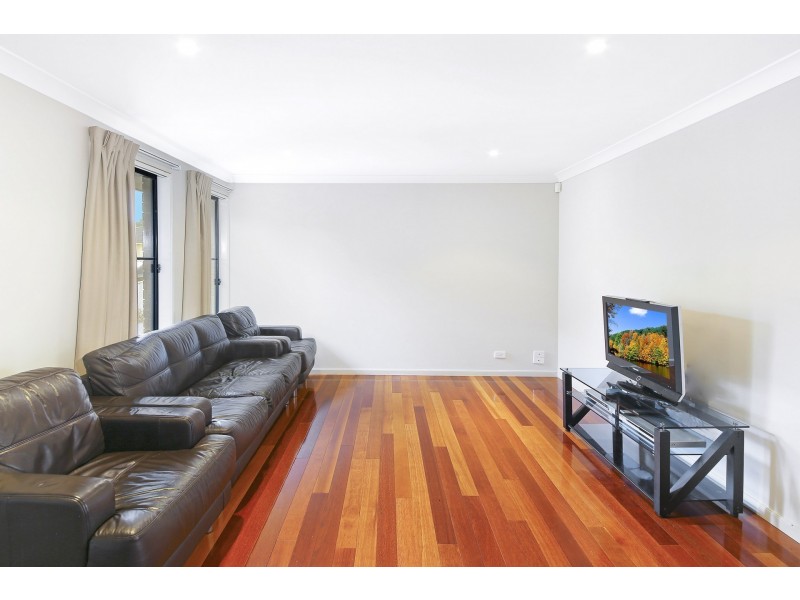 44 Lindsay Street, Casula NSW 2170