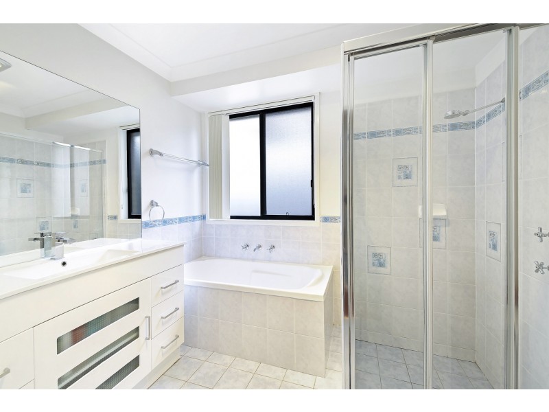 44 Lindsay Street, Casula NSW 2170