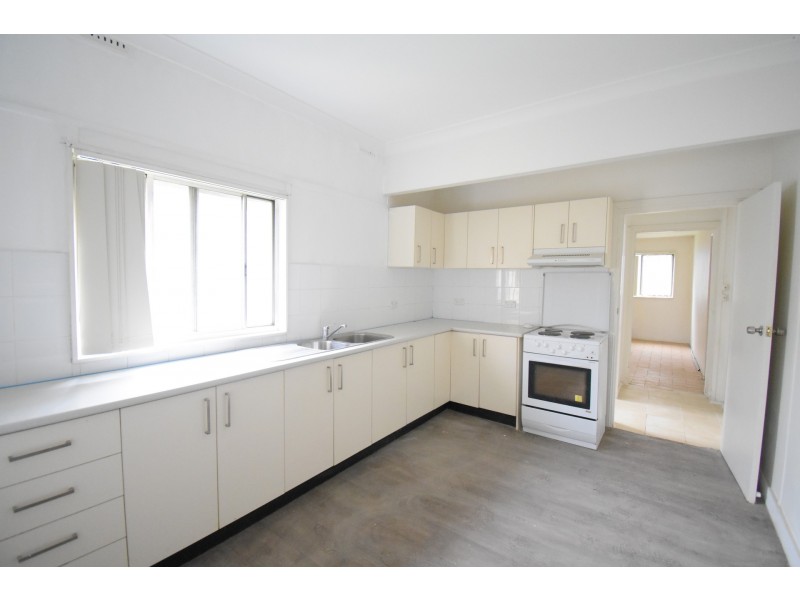 139 The Boulevarde, Fairfield Heights NSW 2165