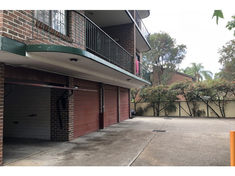 8/8 Hainsworth Street, Westmead NSW 2145