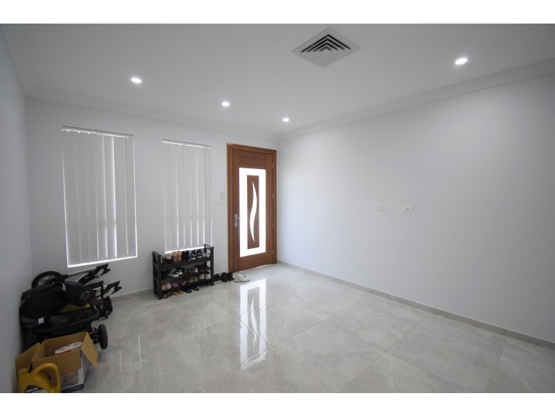 10a Rosina Street, Fairfield West NSW 2165