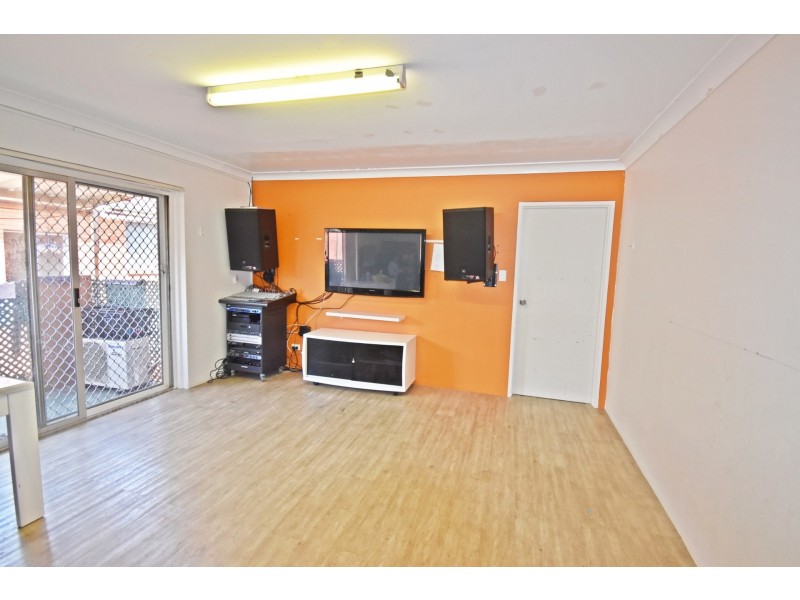 8/35 Park Road, Cabramatta NSW 2166