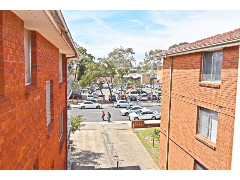 8/35 Park Road, Cabramatta NSW 2166