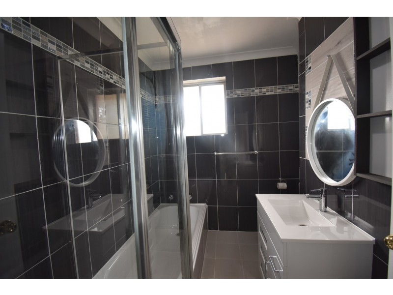 4/41 Cumberland Street, Cabramatta NSW 2166