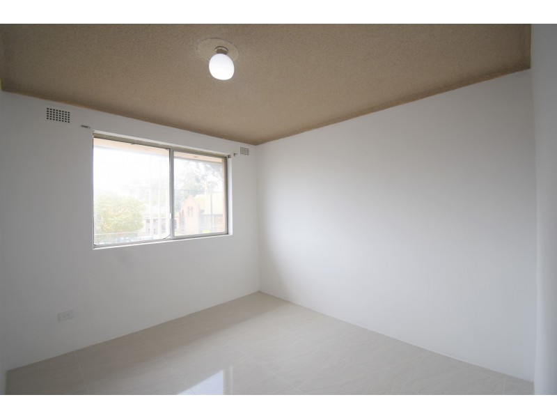 4/41 Cumberland Street, Cabramatta NSW 2166