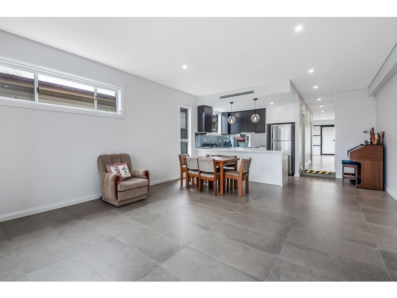 34a Earl Street, Canley Heights NSW 2166