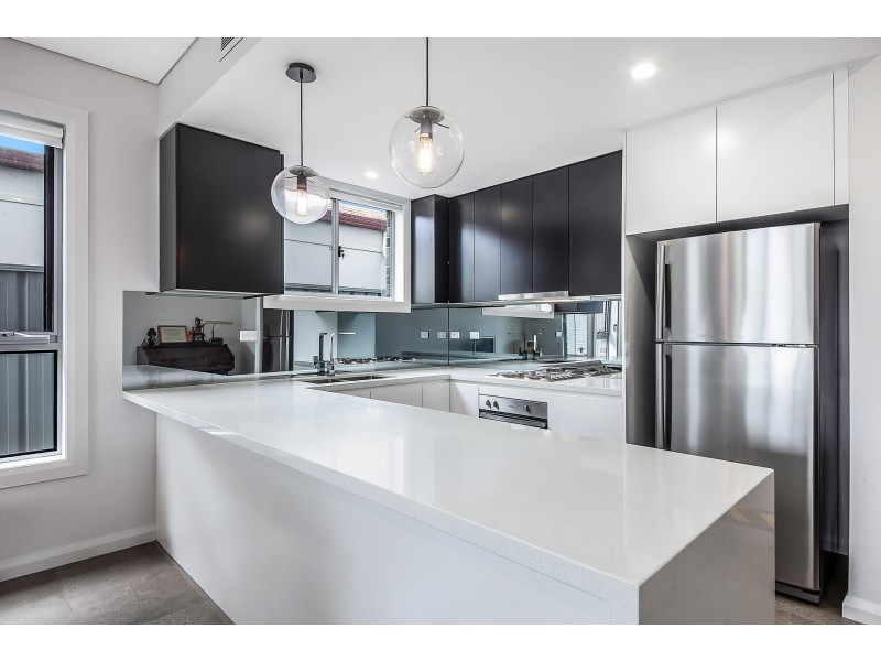 34a Earl Street, Canley Heights NSW 2166