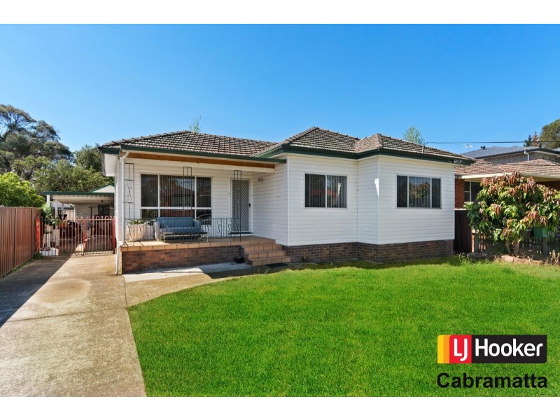 2 Carre Avenue, Canley Heights NSW 2166