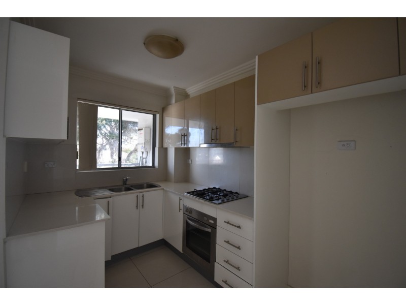 14/284 Sackville Street, Canley Vale NSW 2166