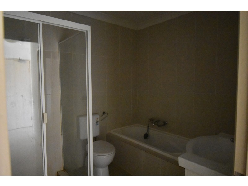 14/284 Sackville Street, Canley Vale NSW 2166