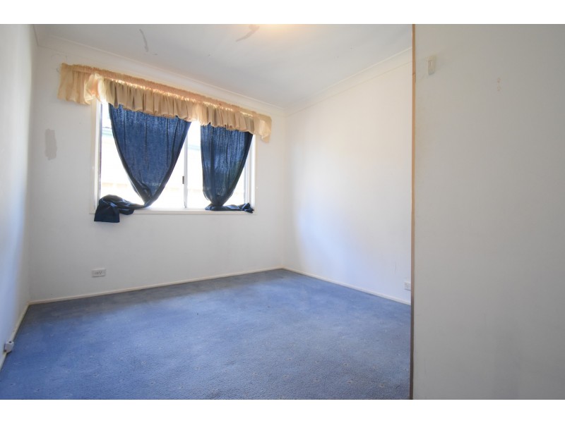 98 Sweethaven Road, Bossley Park NSW 2176