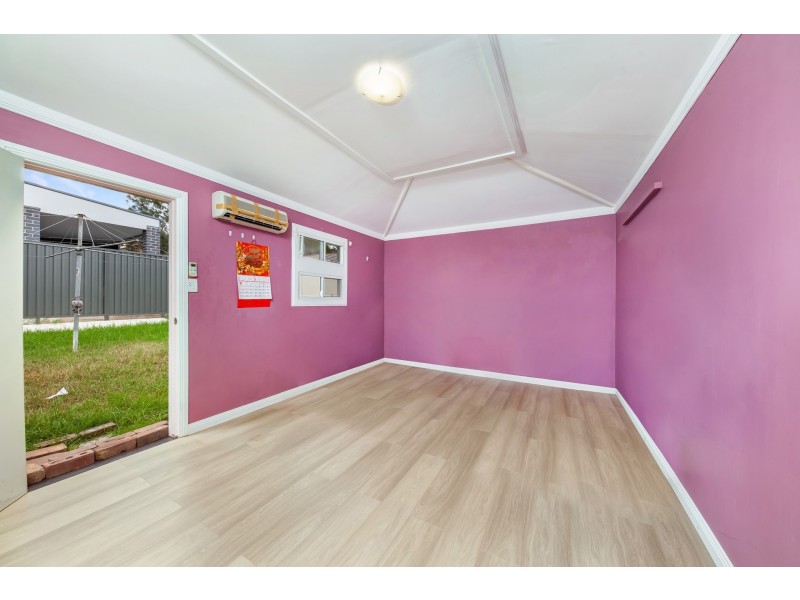 12 Byron Road, Guildford NSW 2161