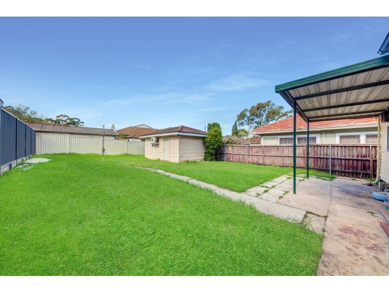 12 Byron Road, Guildford NSW 2161