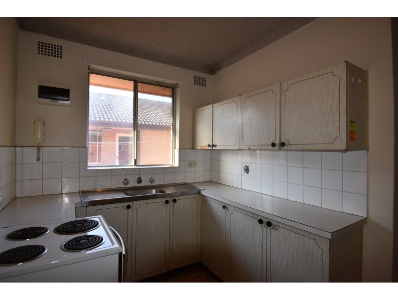 12/64 Broomfield Street, Cabramatta NSW 2166