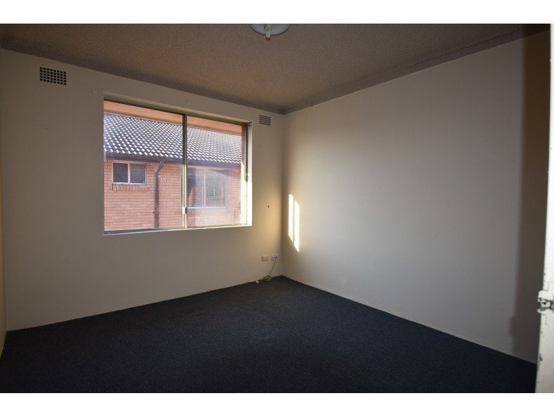 12/64 Broomfield Street, Cabramatta NSW 2166