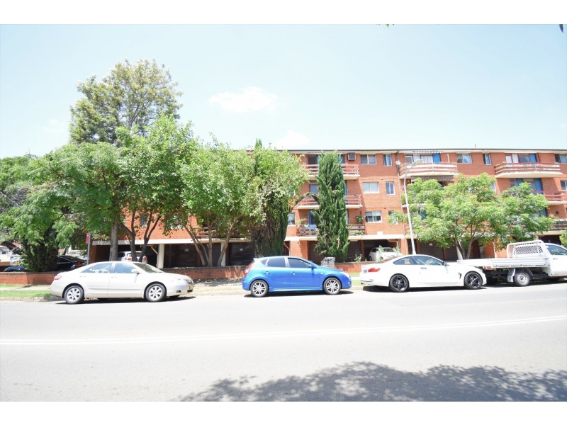 8/23 Park Road, Cabramatta NSW 2166